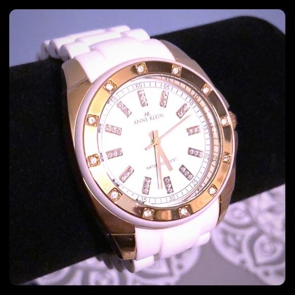 Anne Klein Accessories - Anne Klein White & Gold Fashion Watch
